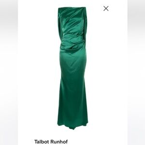 Talbot Runhof
Ponceau open-shoulder gown Elegant Green Draped Gown
